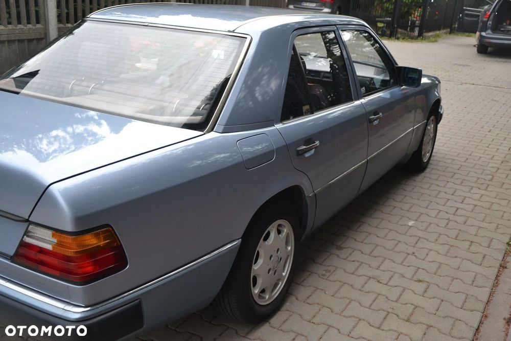 Mercedes-Benz W124 (1984-1993) - 4