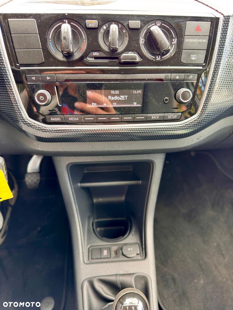 Volkswagen up! 1.0 move - 16