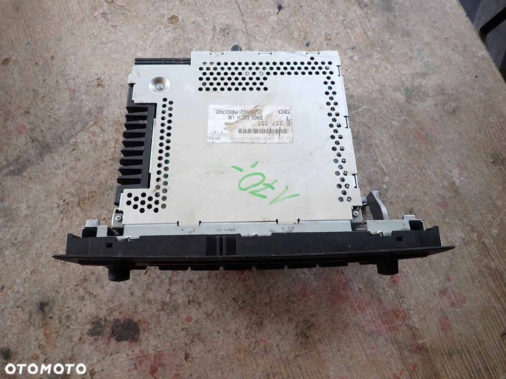 BMW E90 RADIOODTWARZACZ 6957351 - 2