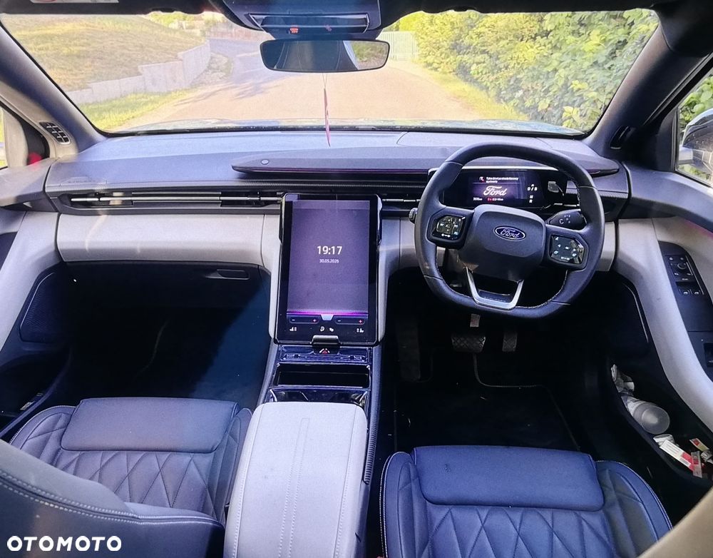 Ford Explorer - 6