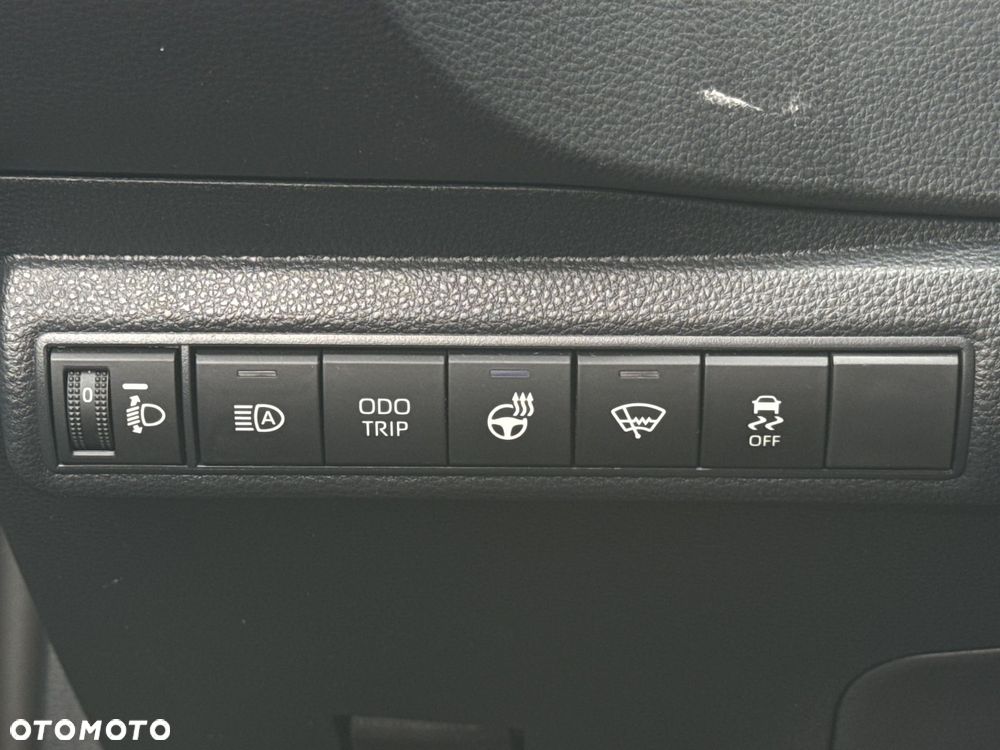Toyota Corolla 1.8 Hybrid Comfort - 19