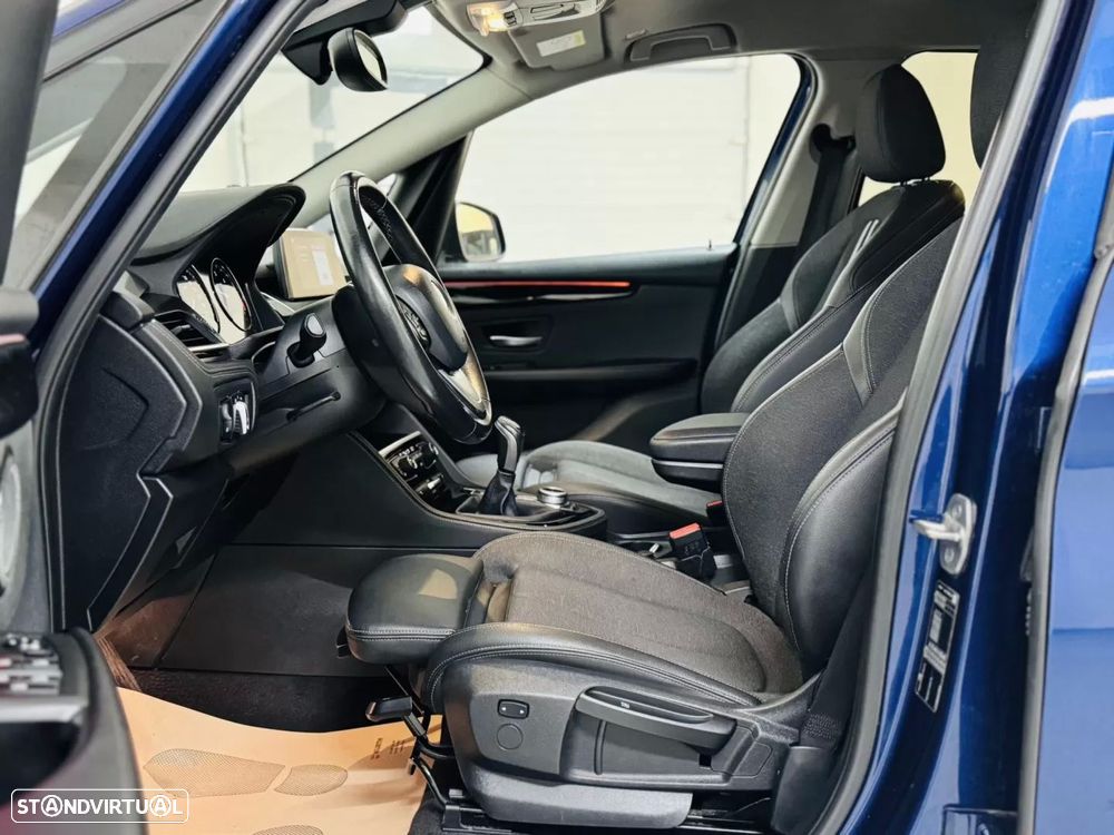 BMW 216 Active Tourer d Line Sport - 26