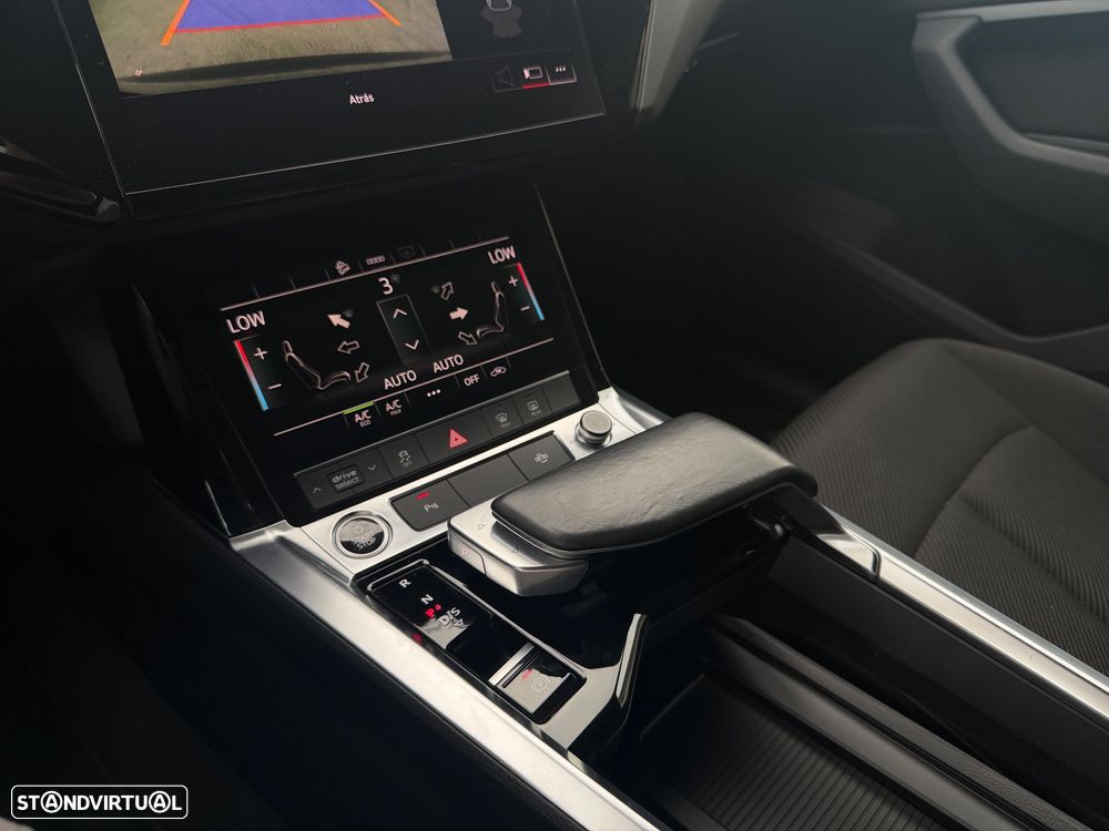 Audi e-tron 50 quattro Advanced - 13