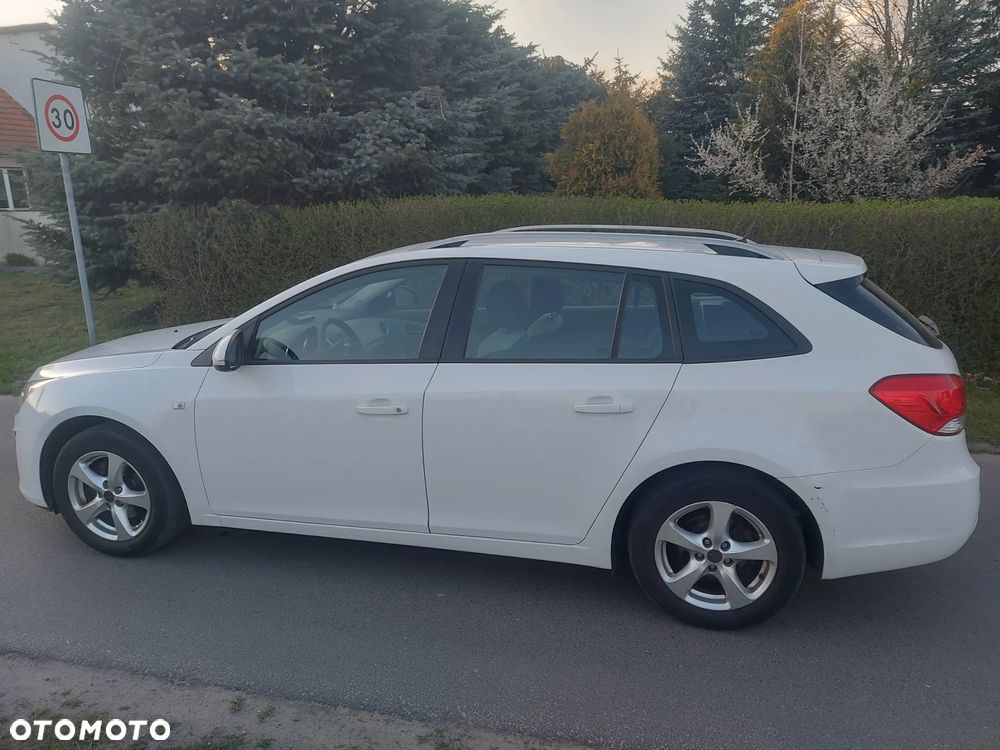 Chevrolet Cruze 1.6 LS - 7