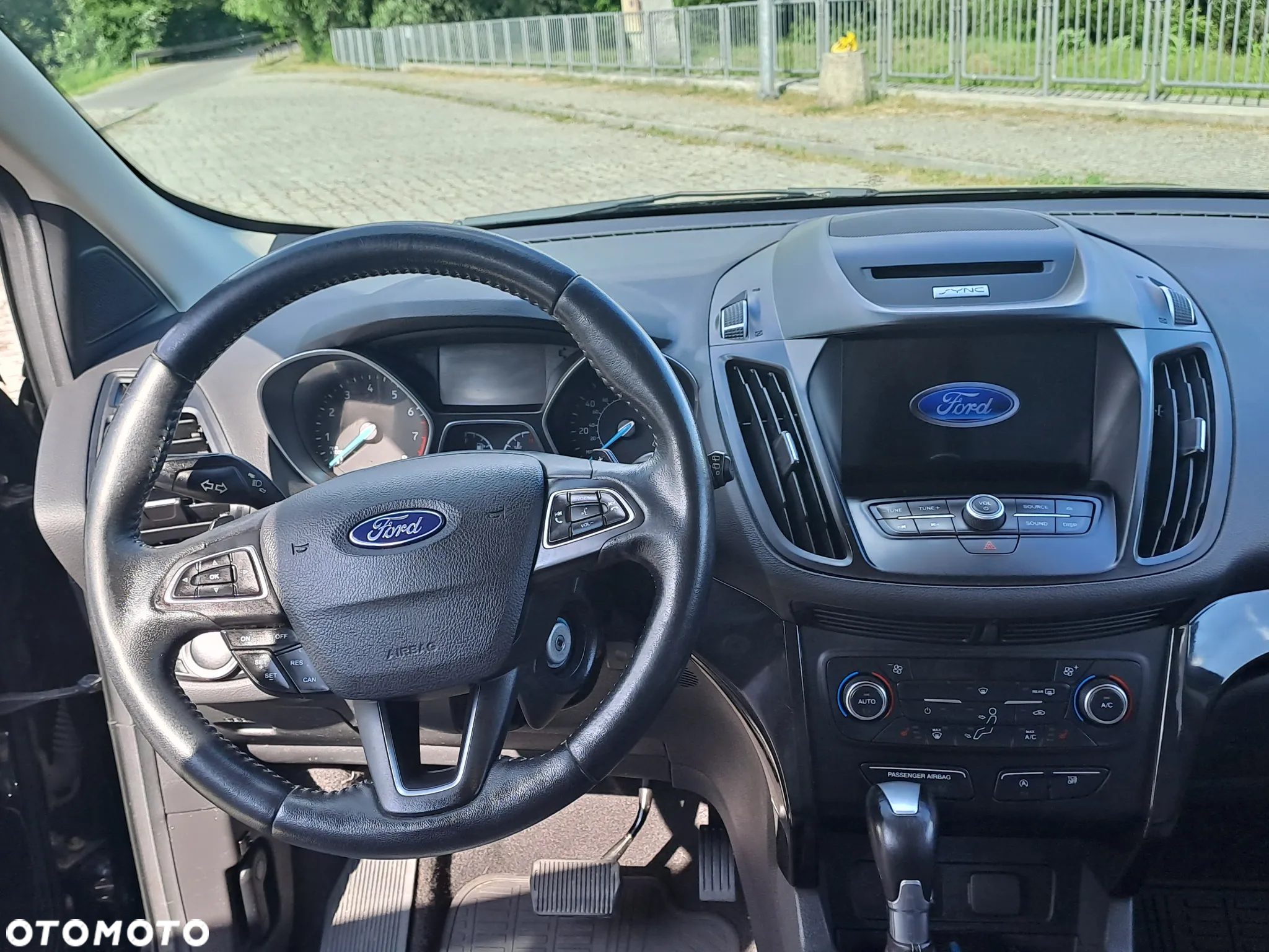 Ford Escape 2.0 EcoBoost AWD Titanium - 6