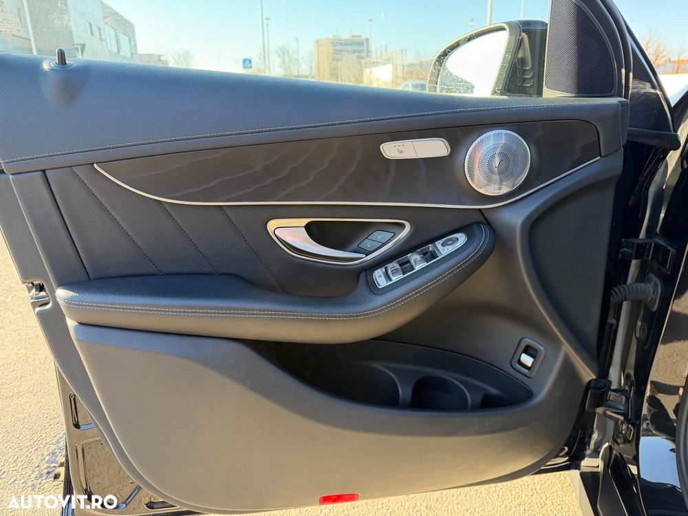 Mercedes-Benz GLC - 22