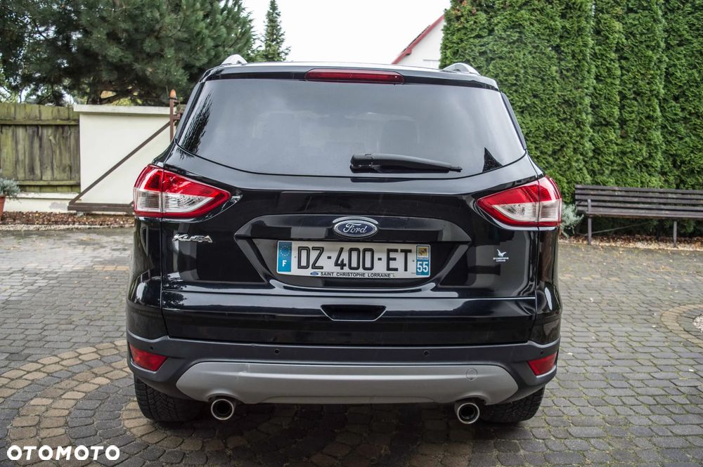 Ford Kuga 2.0 TDCi 2x4 Titanium - 8
