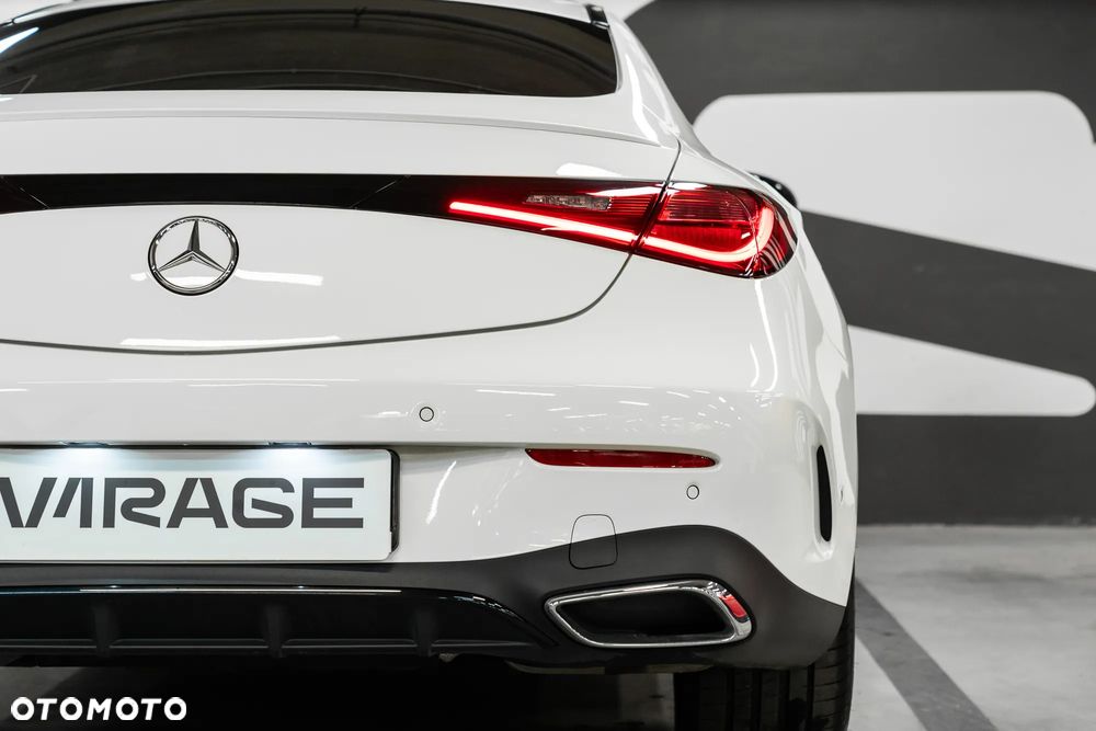 Mercedes-Benz CLE 300 mHEV 4-Matic AMG Line - 22