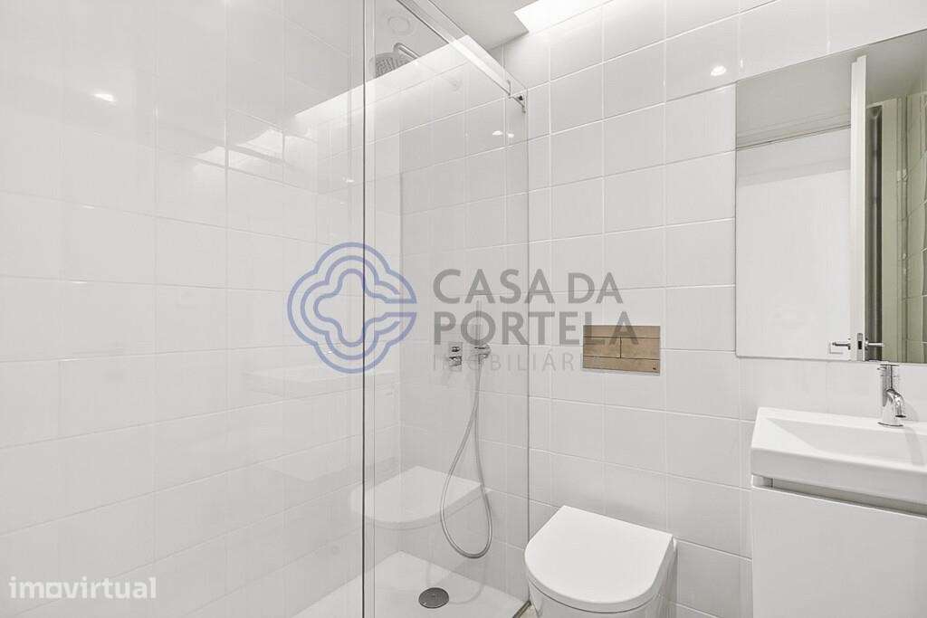 Moradia T3 Nova com Elevador, 195 m2 de Jardim e Garagem | Boavista - Grande imagem: 5/35