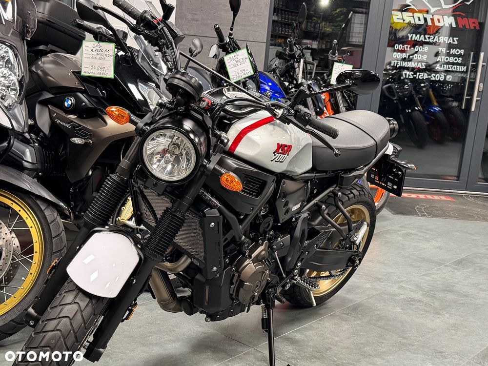 Yamaha XSR - 40