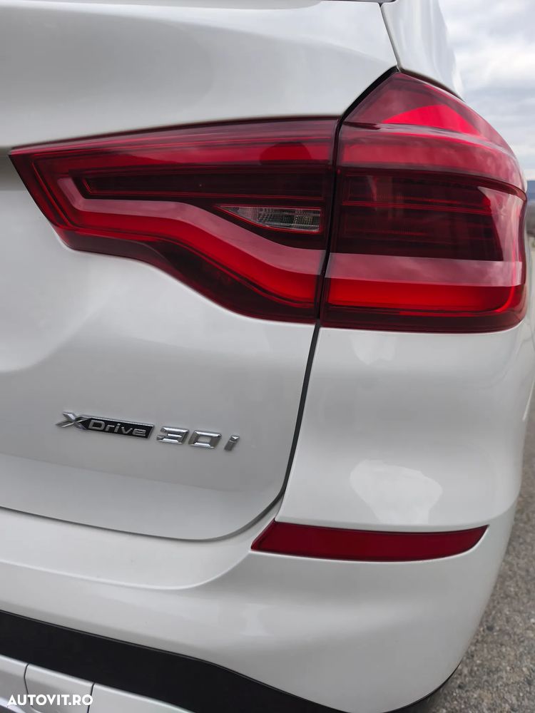 BMW X3 xDrive30i Aut. Luxury Line - 7