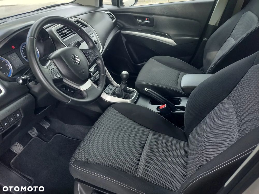 Suzuki SX4 S-Cross 1.6 Premium - 19