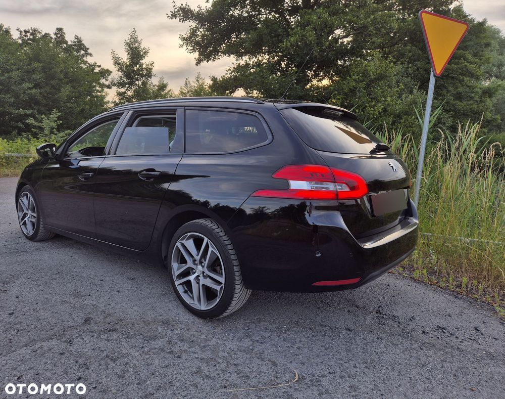 Peugeot 308 SW 2.0 Blue HDi Allure S&S - 10