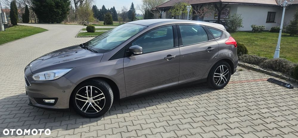 Ford Focus - 8