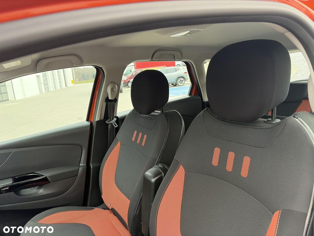 Renault Captur 0.9 Energy TCe Intens - 11