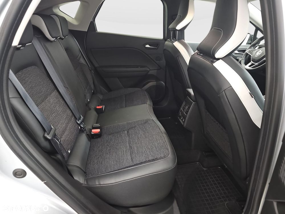 Renault Captur 1.3 TCe mHEV Techno EDC - 33