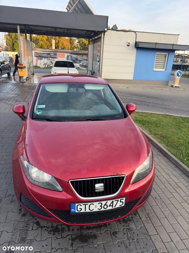 Seat Ibiza 2011 photo 4