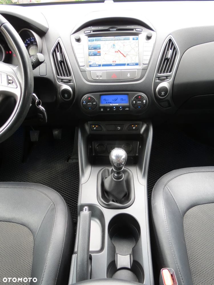 Hyundai ix35 - 26
