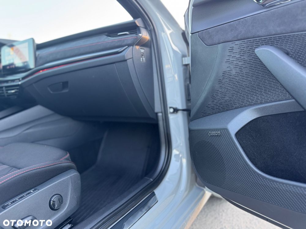 Skoda Octavia 2.0 TSI RS 245 DSG - 15