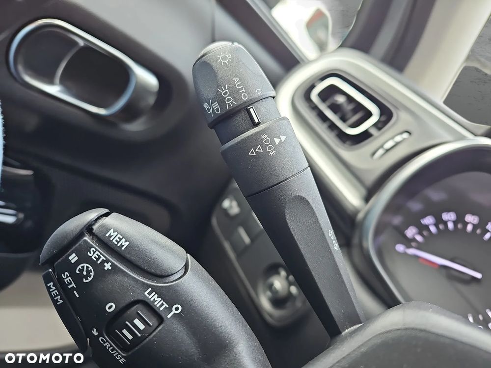 Citroën C3 1.2 PureTech Max - 26