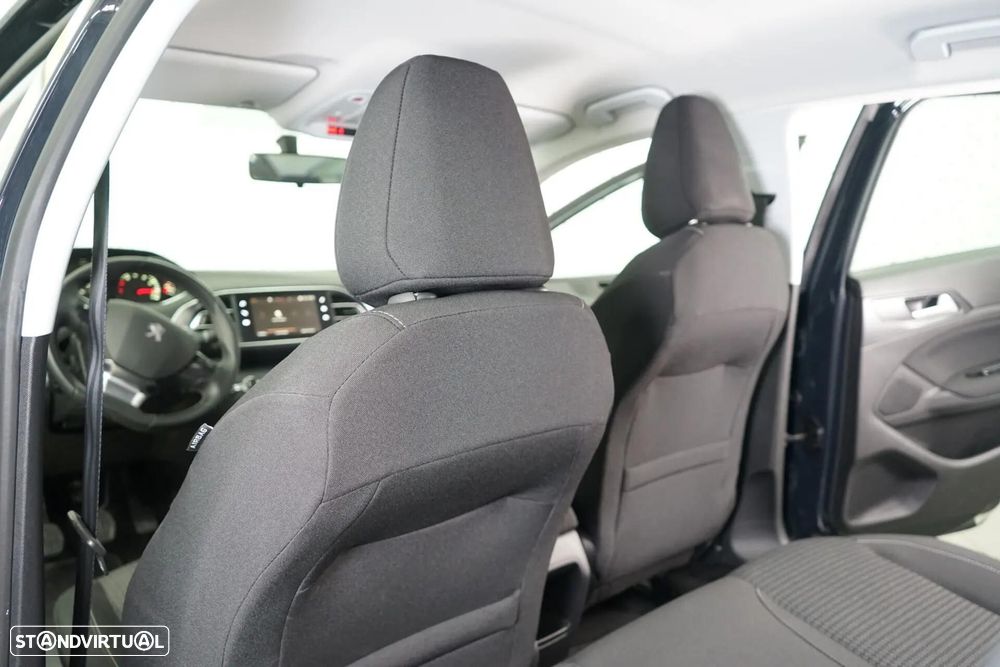 Peugeot 308 1.2 PureTech Active - 37