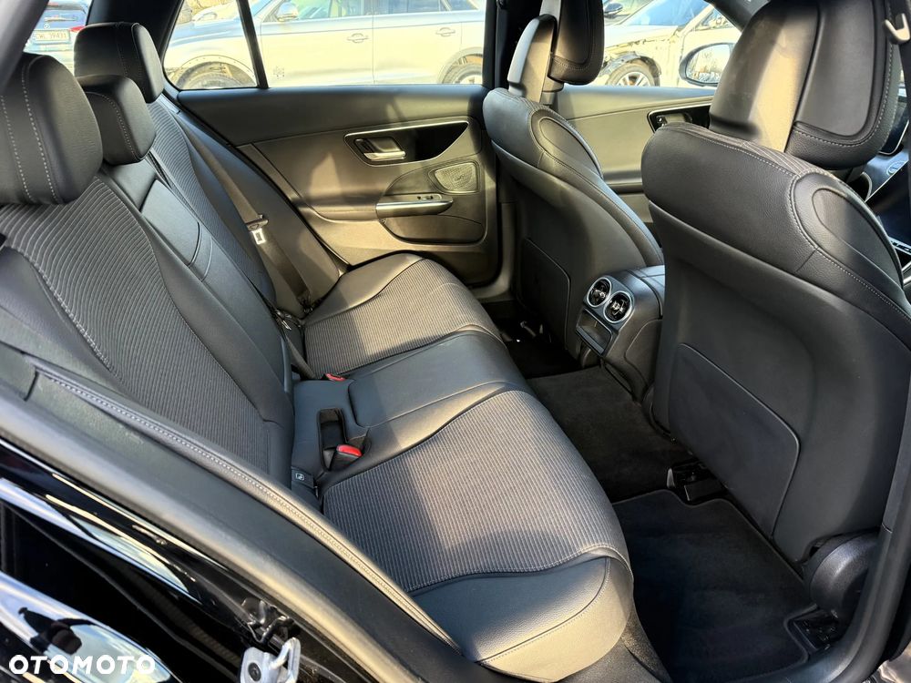 Mercedes-Benz Klasa C 220 d 9G-TRONIC - 13