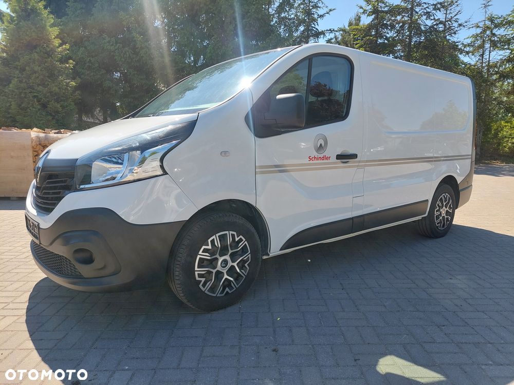 Renault Trafic warsztat - 10