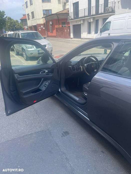 Porsche Panamera 3.0 Tiptronic S - 2