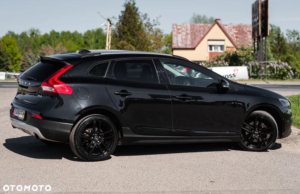 Volvo V40 Cross Country D4 Summum - 14