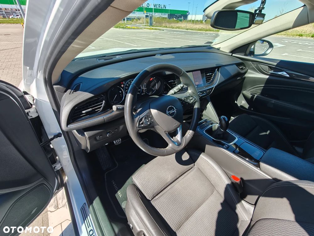 Opel Insignia 1.6 Innovation - 11