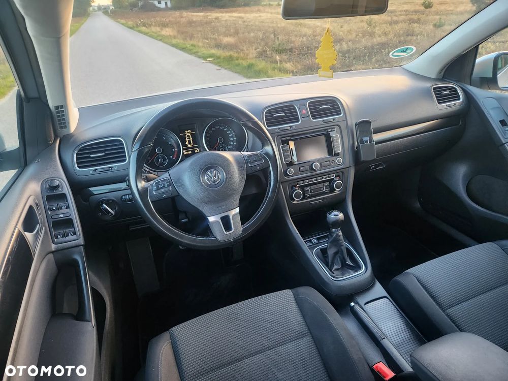 Volkswagen Golf - 26