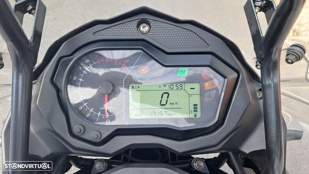 Benelli TRK 502 X - 13