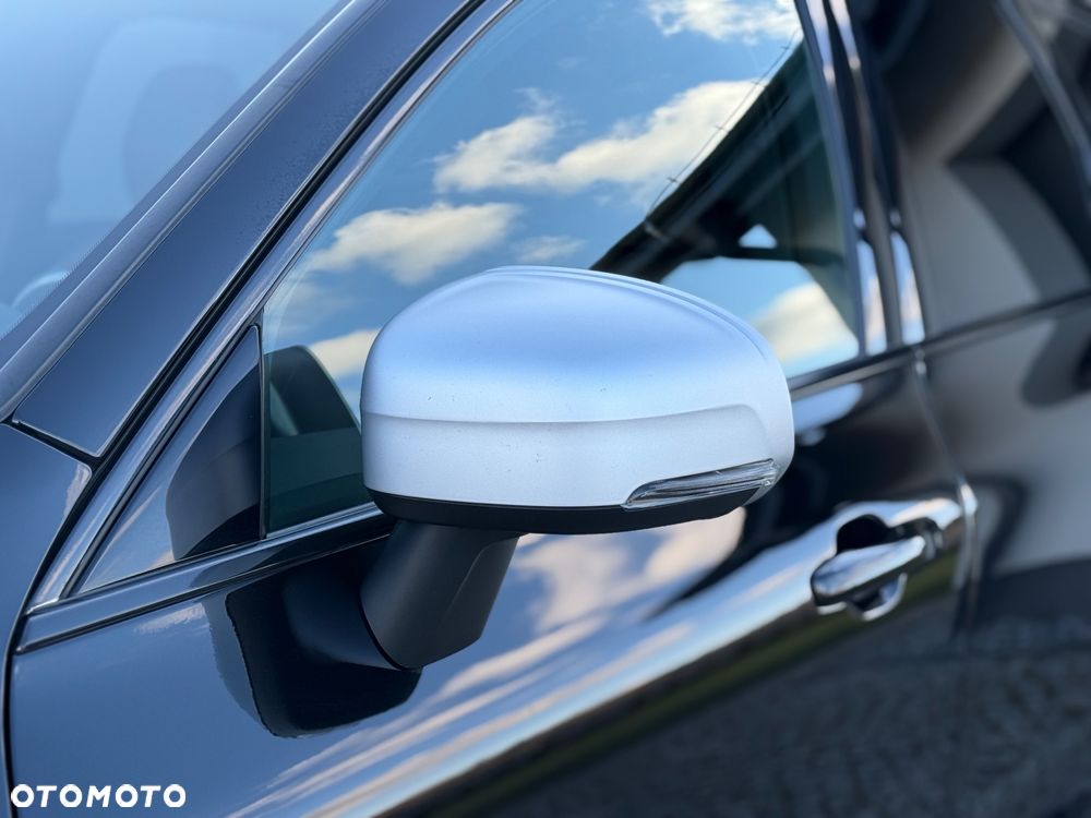 Volvo XC 60 B4 B Plus Bright - 30