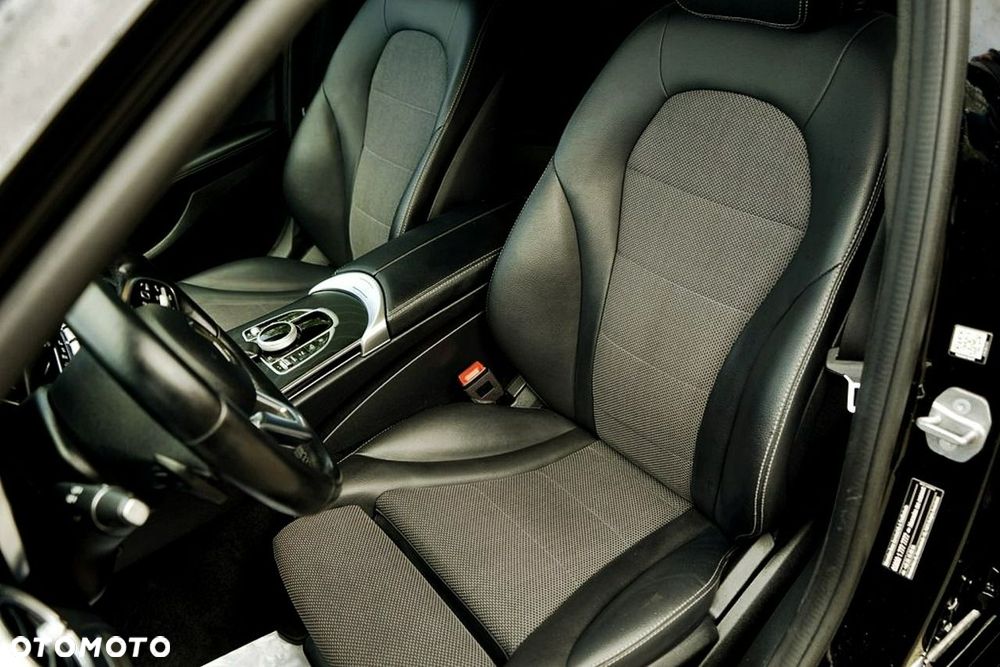 Mercedes-Benz Klasa C 220 d 9G-TRONIC Avantgarde - 24