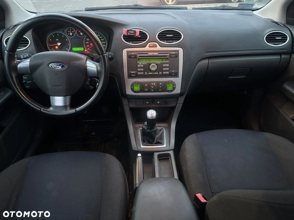 Ford Focus 1.6 Ti-VCT Platinium X - 11