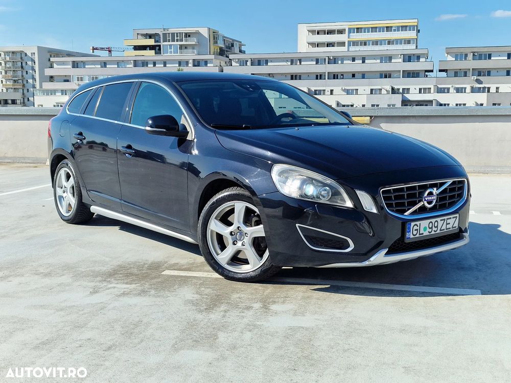 Volvo V60 D5 Geartronic Momentum - 5