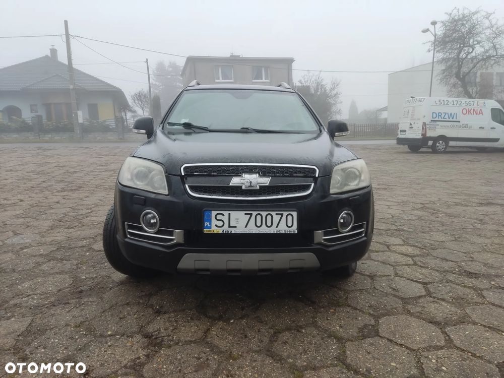 Chevrolet Captiva 2.0 d LT high (deu) - 3