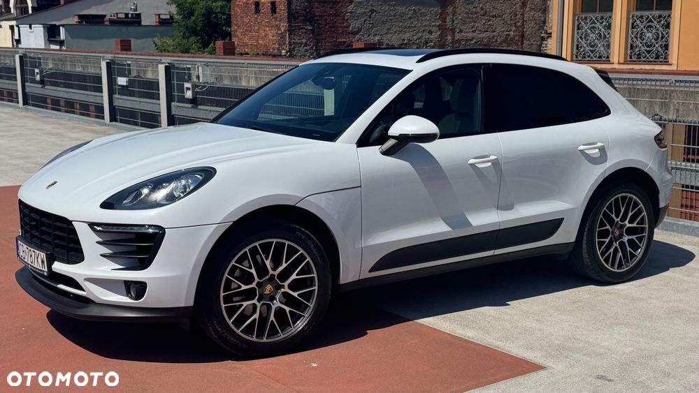 Porsche Macan Standard - 2