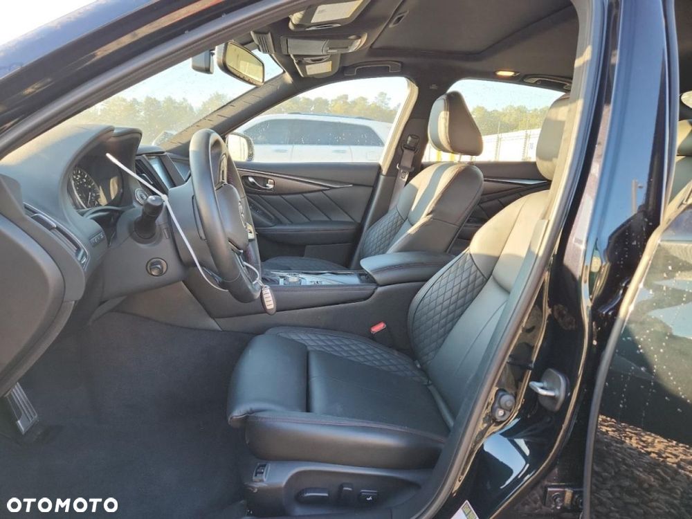 Infiniti Q50 - 8