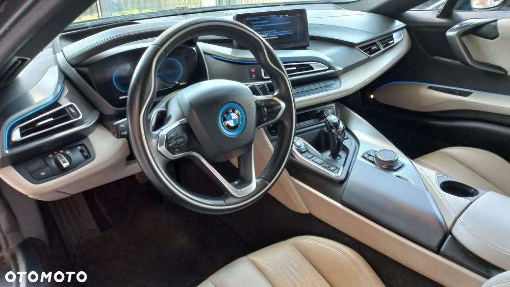 BMW i8 - 12
