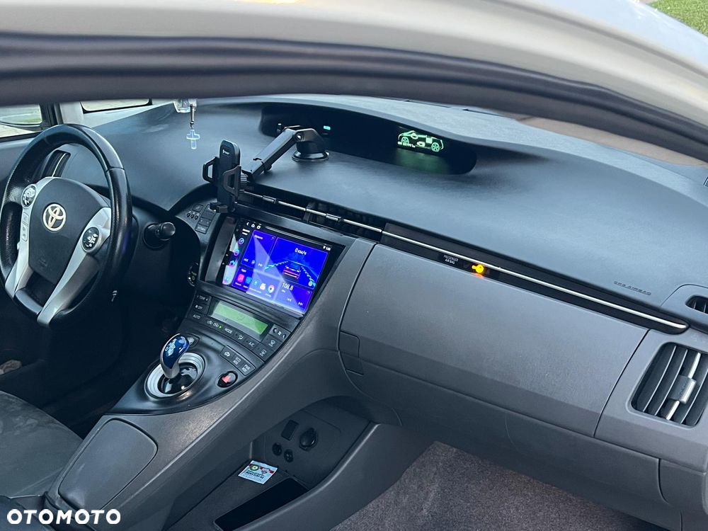Toyota Prius - 10