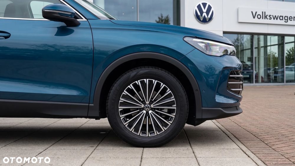 Volkswagen Tiguan 1.5 eTSI Elegance DSG - 4