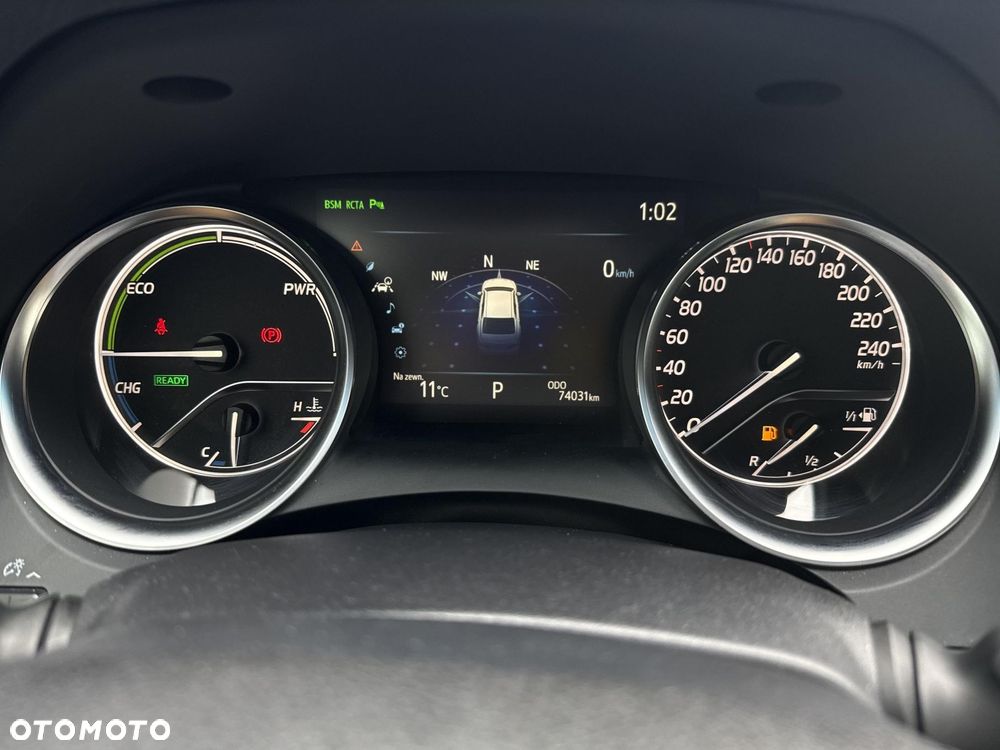 Toyota Camry - 14