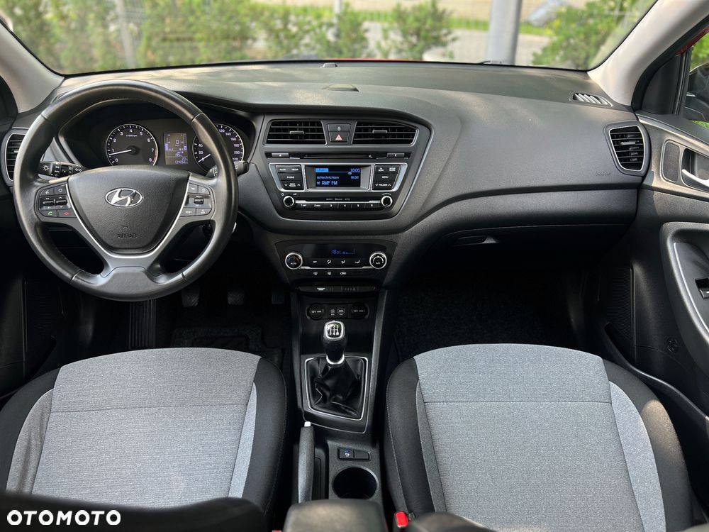 Hyundai i20 blue 1.2 Advantage - 21