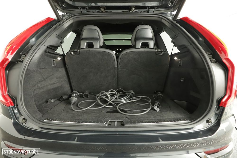 Volvo XC 90 2.0 T8 PHEV Core AWD - 28