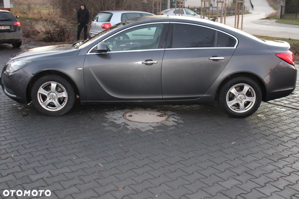 Opel Insignia 2.0 CDTI - 8