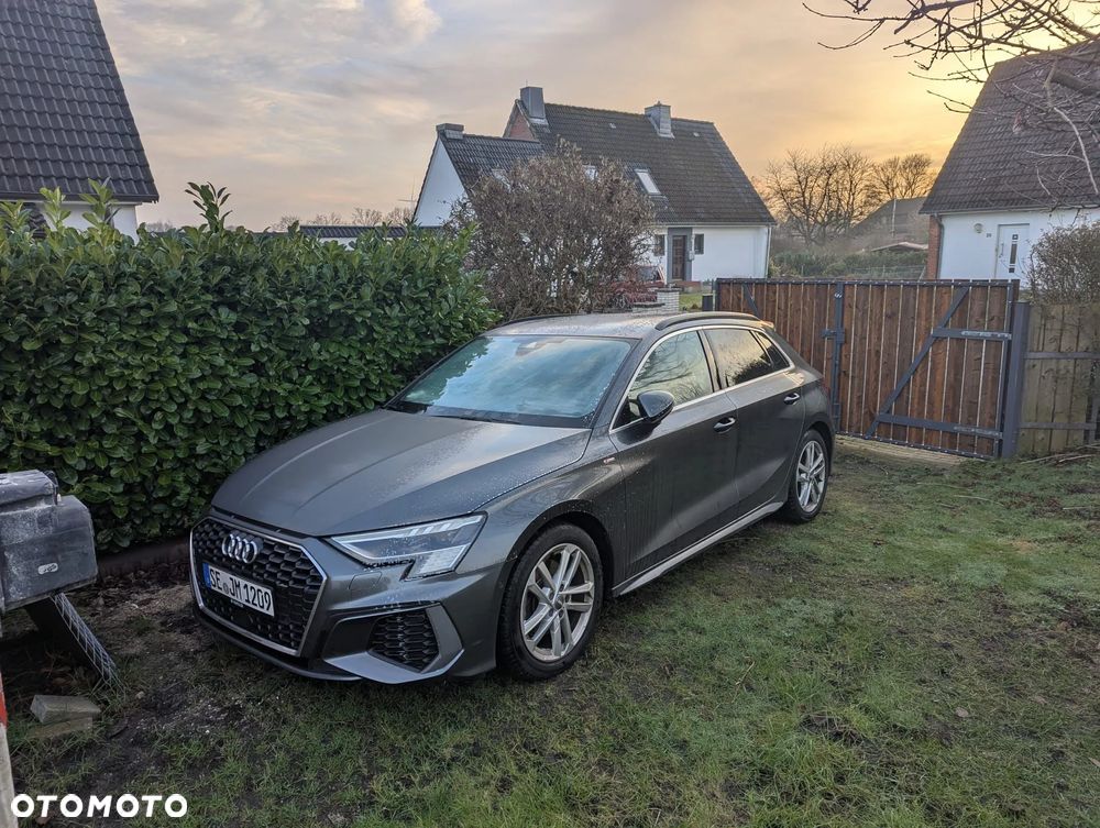 Audi A3 Sportback 35 TFSI S Line - 2