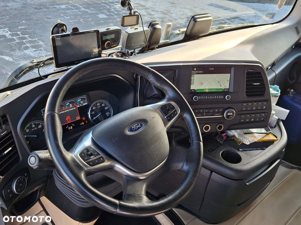 Ford F-MAX 500 - 11