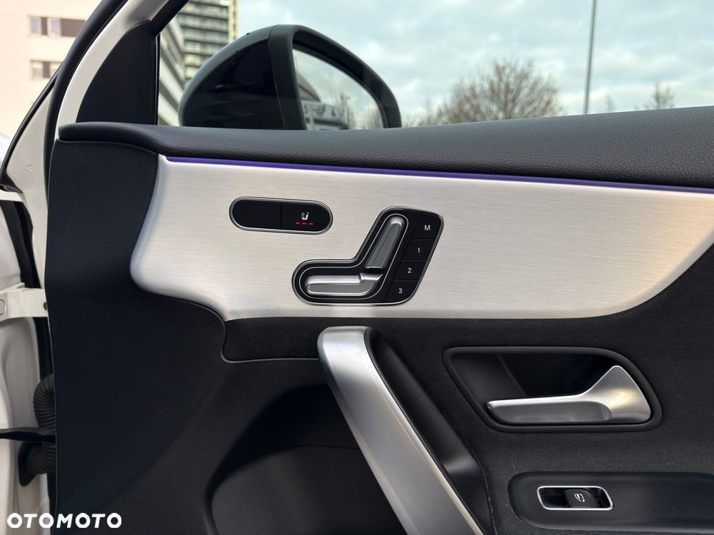 Mercedes-Benz Klasa A 35 AMG 4-Matic 7G-DCT - 27