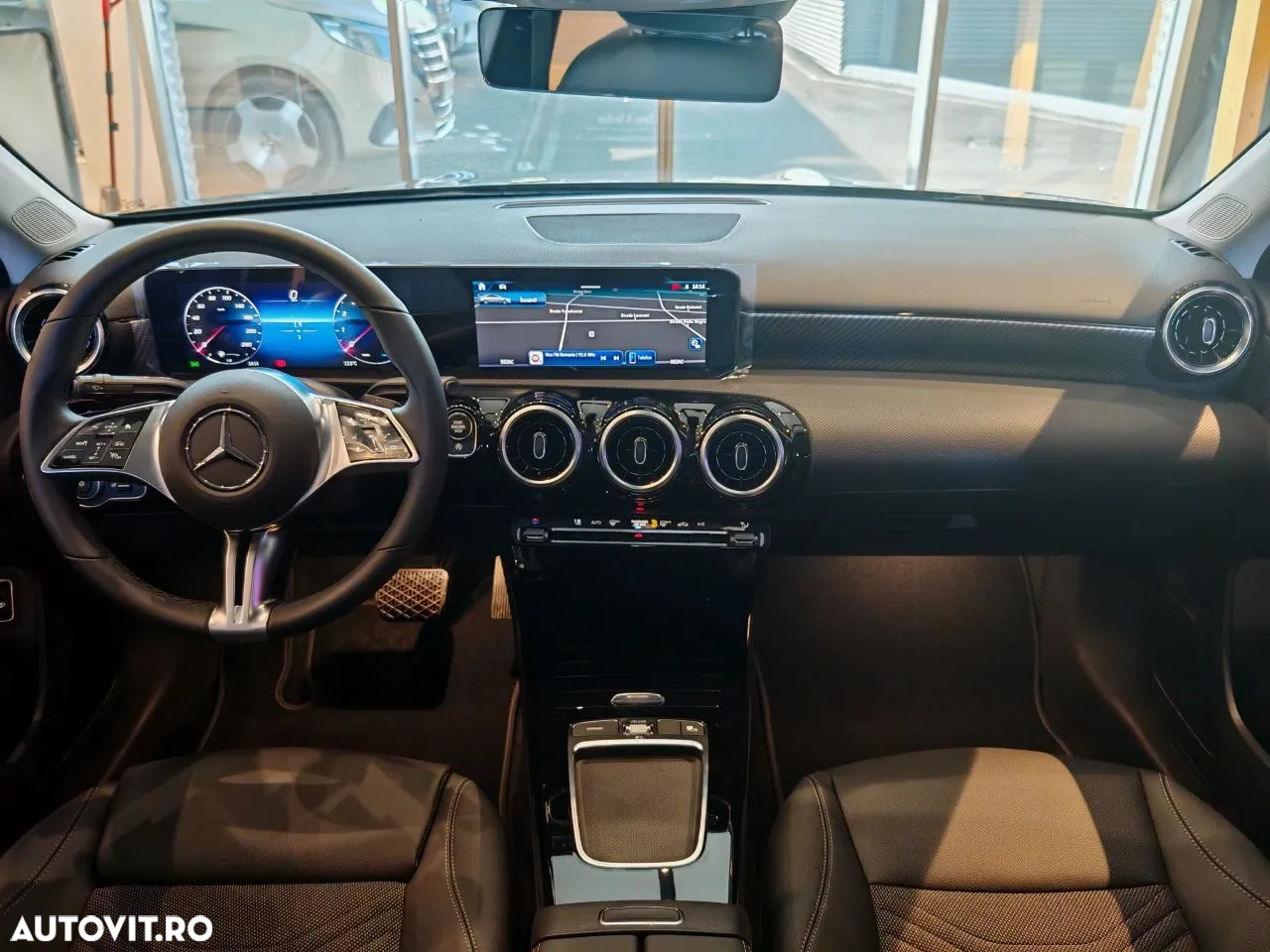 Mercedes-Benz A 180 MHEV 7G-DCT Sedan - 4